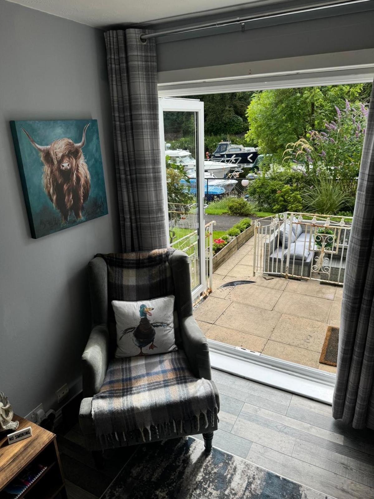 Loch Lomond Riverside Apartments A Balloch Eksteriør bilde